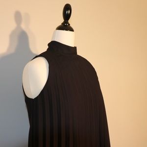 Black Sleeveless High Neck Tie-Back Dress